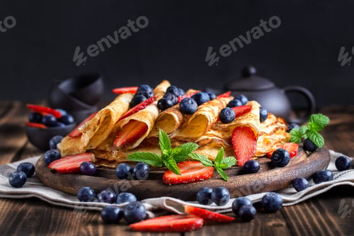 Preview: Pancakes with beries