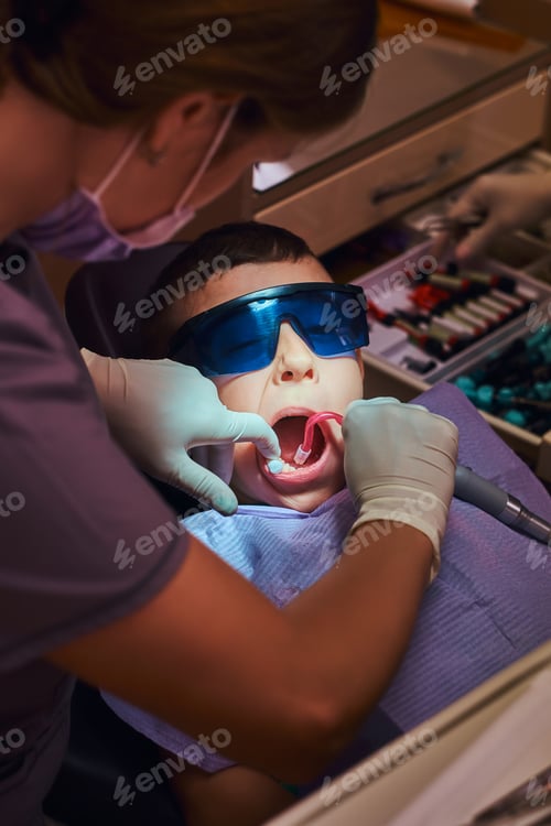 Preview: Small boy got dental treatment by dentist