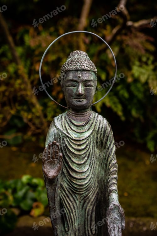 Preview: Buddhist Shinto Statue Idol at Hasadera Temple in Kamakura, Japan