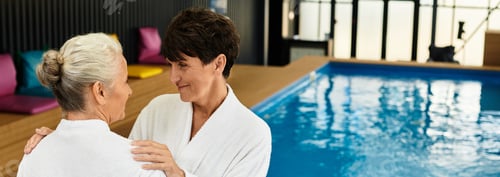 Preview: Relaxing moments at a wellness center for a senior women