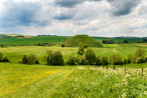 Preview: The mysterious Silbury Hill