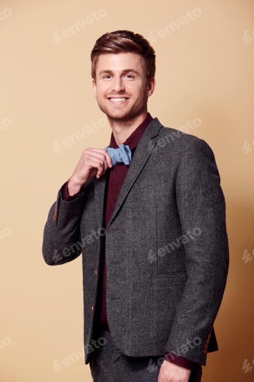 Preview: Bringing the bow tie back in style