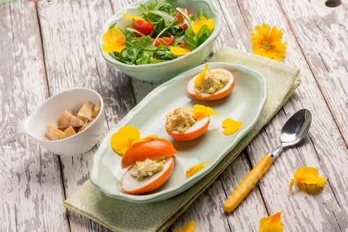 Preview: curcuma stuffed egg with mixed salad