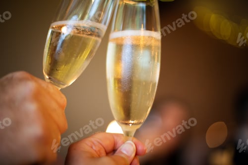 Preview: Celebratory toast