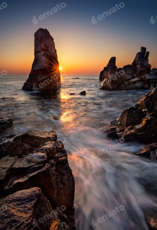 Preview: Dawn among the rocks