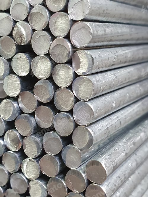 Preview: Vertical shot of a stack of round steel bars