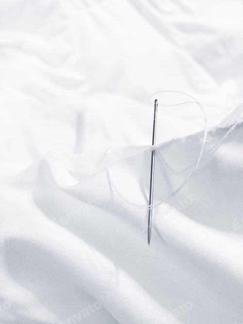 Preview: Threaded needle for hand sewing and mending white sheet duvet comforter cover - minimalism style