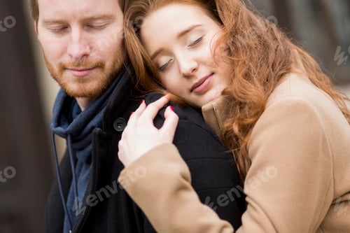 Preview: Young couple