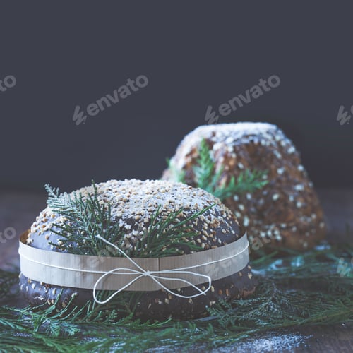 Preview: Panettone And Pandoro