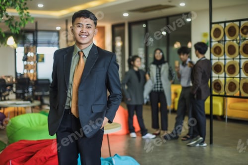 Preview: Portrait of a successful businessman