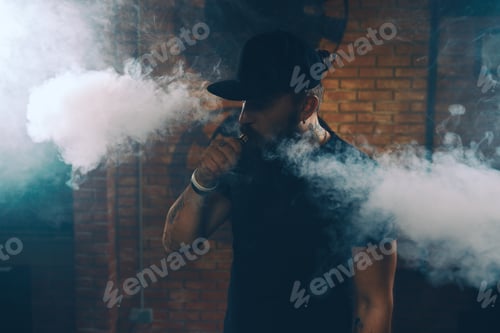 Preview: Man vaping an electronic cigarette