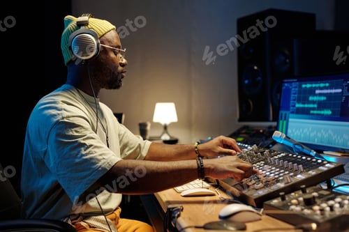 Preview: Creating Music in Studio with Professional Equipment