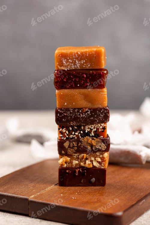 Preview: Home-made toffee, assorted flavors, milky and bitter flavors, sweet and salty, caramel candies