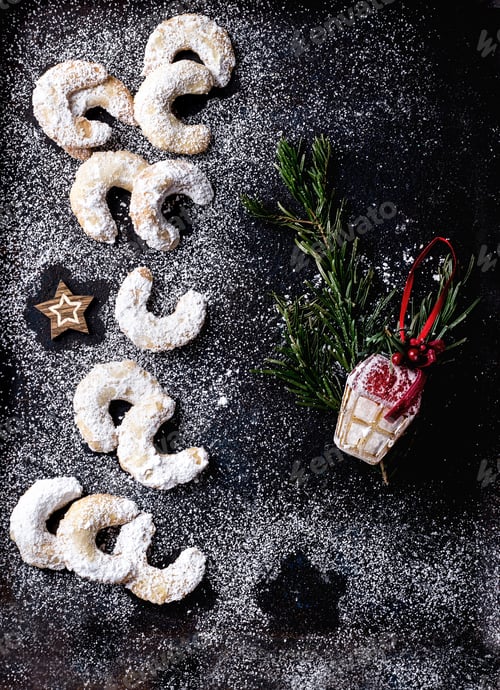 Preview: Holiday Crescent Cookies with Christmas Ornament