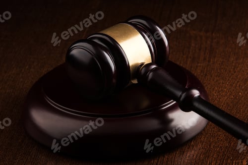 Preview: Judge hammer