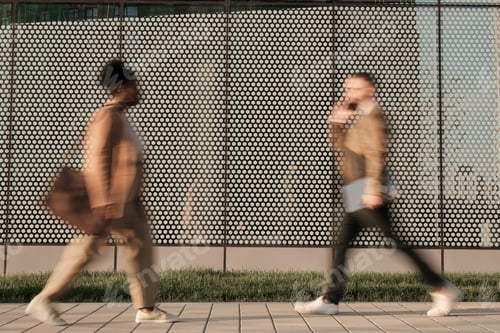 Preview: People on the street