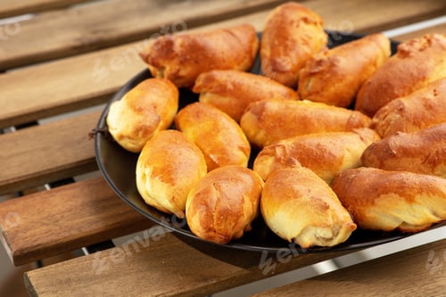 Preview: freshly baked meat buns