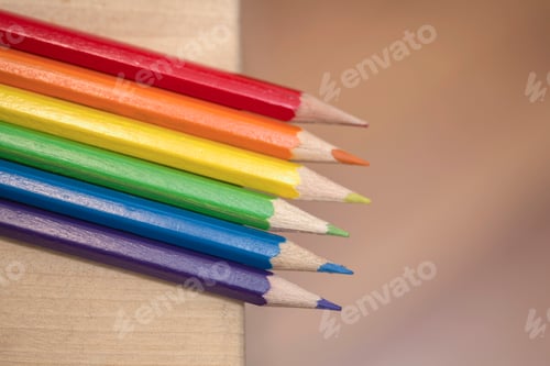 Preview: Colored drawing pencils in a variety of colors