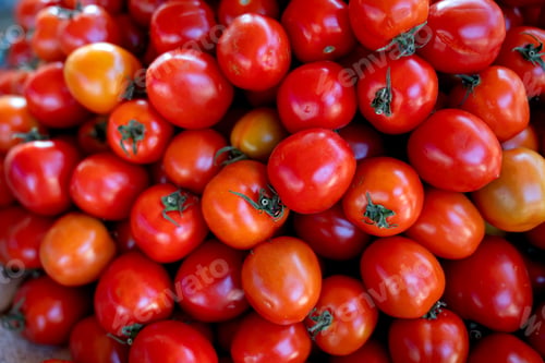 Preview: Close-up shot of tomatoes in the market