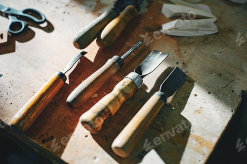Preview: The carpenter works with a tree