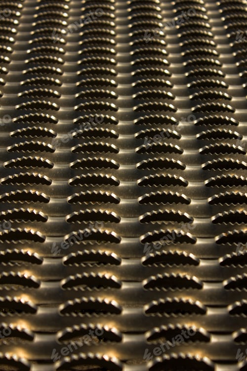 Preview: Closeup of the metal pathway