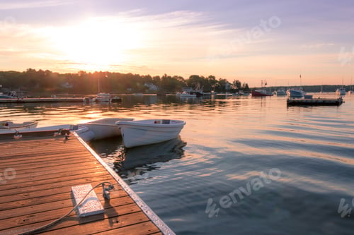 Preview: Beautiful shot of boats on the lake