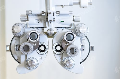 Preview: Close up of Autorefractor Optical examination tool