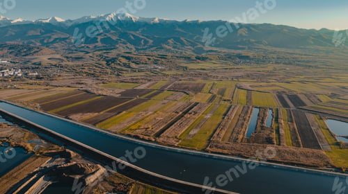 Preview: dam on the river and lakes on its edge