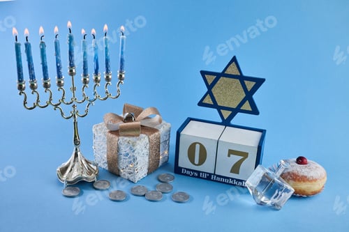 Preview: Hanukkah Countdown Calendar. Hanukkah Calendar with David star and dreidel.