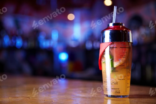 Visualização: Coquetel em um shaker