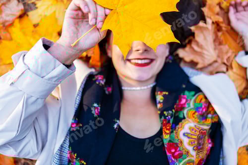 Preview: Activities for a happy fall, improving yourself, ways to be happy and healthy in the fall. Embrace l