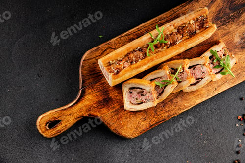 Preview: pate en crout in pastry natural baking healthy food main course ingredient