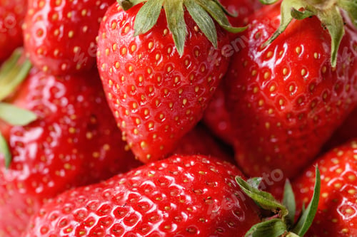 Preview: Ripe strawberries background. Fresh berries texture. Delicious and healthy vegetarian food.