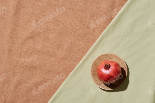 Preview: Pomegranate on craft plate