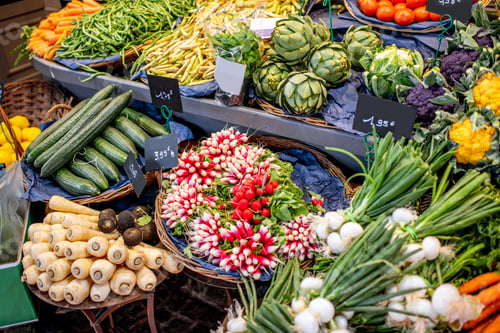 Preview: Vegetables and friuts at the market place