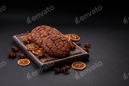 Preview: Delicious crispy round oatmeal cookies with chocolate