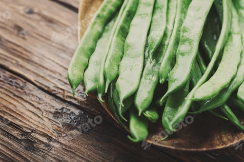 Preview: Raw fresh green beans