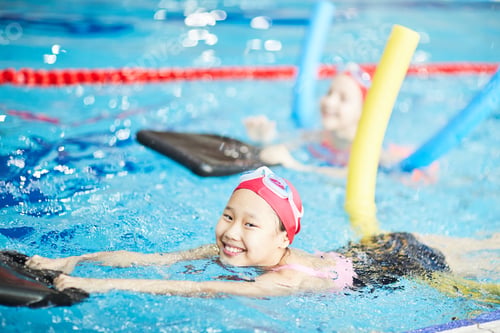 Preview: Fun in water