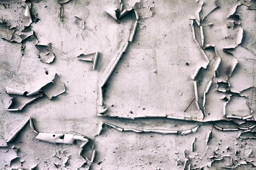 Preview: Wall with peeling paint, grunge background.