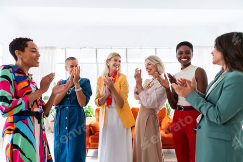 Preview: Group of businesswomen meeting in the office