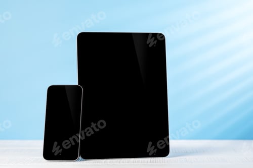 Preview: Tablet and smartphone with blank screen