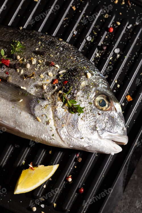 Preview: Dorado in spices on a grill