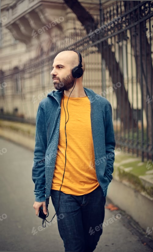 Preview: Man listening to music