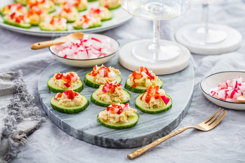 Preview: Cucumber appetizers with tuna and salmon spread with radish, fingerfood, healthy bits