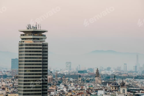 Preview: Tall modern building, Barcelona, Catalonia, Spain