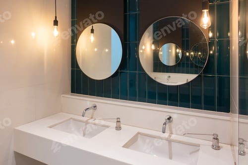 Visualização: Banheiro público, banheiro em restaurante ou shopping center, design de decoração de interiores