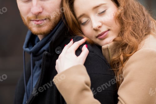 Preview: Young couple