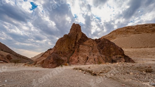 Preview: there are many mountains along this trail in the desert,