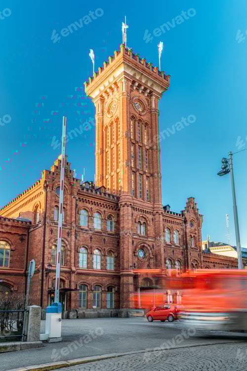 Visualização: Helsinque, Finlândia. Corpo de bombeiros de Erottaja, estação de resgate
em Kork