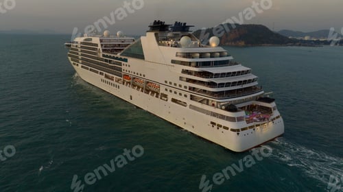 Preview: Cruise Ship, Cruise Liners beautiful white cruise ship above luxury cruise in the ocean